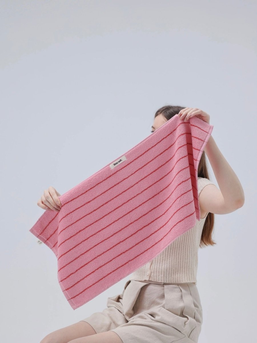 Retro Whimsical Pink Stripe Bath Towel — 100% Long-Staple Cotton, Soft, Plush & Absorbent
